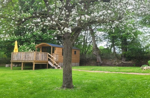 Morainville-Jouveaux Ski Chalet | Roulotte Escapade nature in Morainville