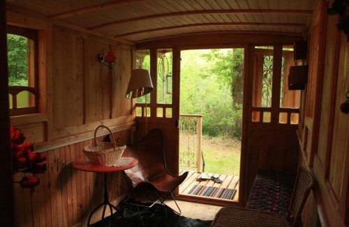 Nouan-sur-Loire Bed & Breakfast | Roulotte en Sologne