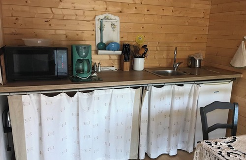 St.-Remy-de-Provence Cabin | Roulotte 3 Personnes