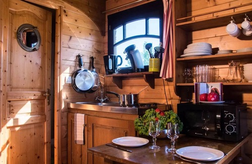 Molinet Cabin | Roulotte-gîte 5 persons