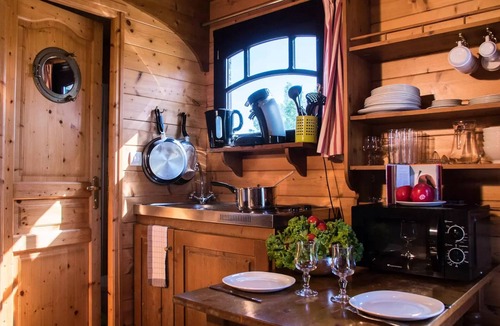 Molinet Cabin | Roulotte-gîte 5 persons