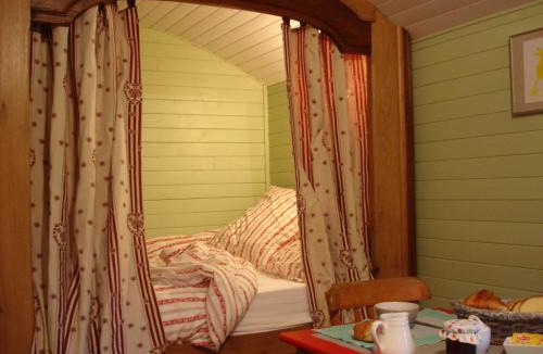 Rouville House | Roulotte Gabi