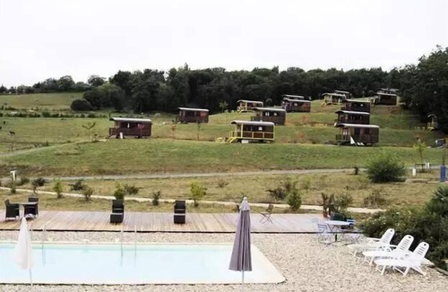 Estipouy Cabin | Roulotte PMR 2 persons