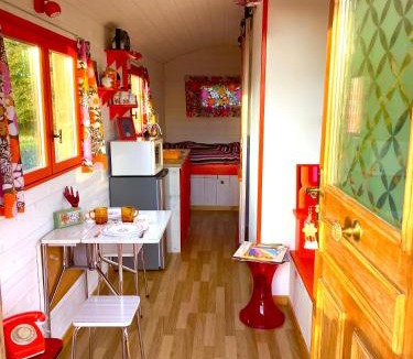 La Vespiere Other | Roulotte Seventies