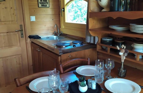 Noyant-la-Plaine Cabin | Roulotte Sous le soleil