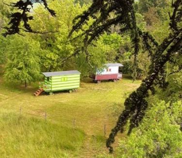 Pouilly-sur-Vingeanne Other | Roulotte verte