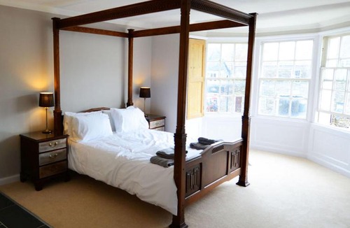 Chipping Sodbury House | Rounceval House