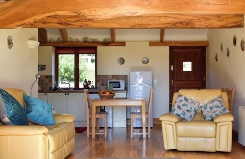 Saint Kew Cottage | Round House - UK12083