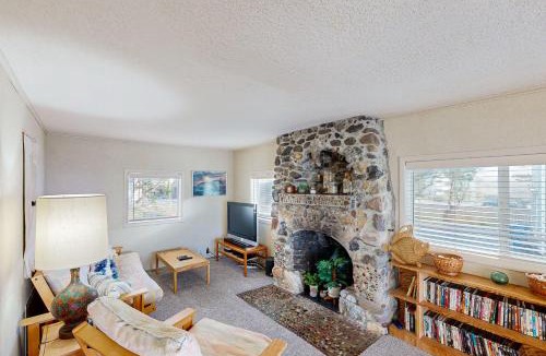 Lincoln City House | Round Rock Cottage
