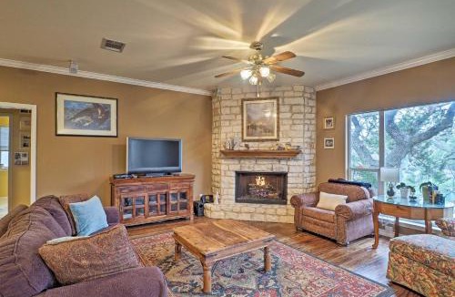 Brushy Bend Park House | Round Rock Lakefront Home w/Water Toys & Fire Pit