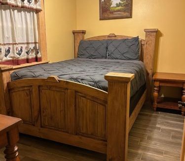 Ozark Ski Chalet | Round the Bend Cabin