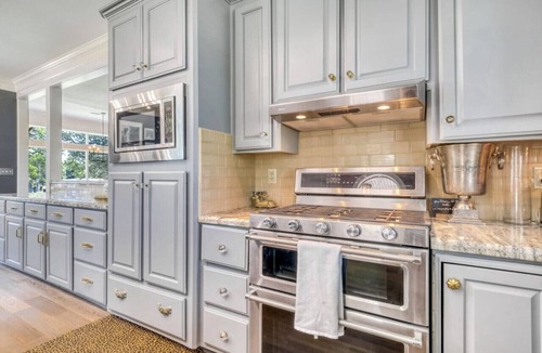 Ledbetter House | Round Top, This is the PLACE!