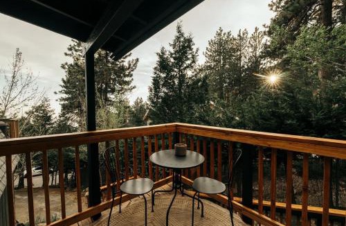 Running Springs House | Rous Cabin Getaway Hot Tub