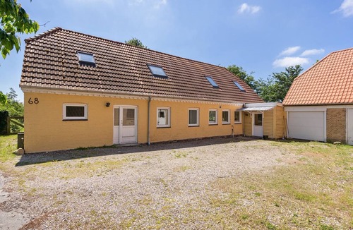 Sakskobing House | "Rouwen" - 1km from the sea by Interhome