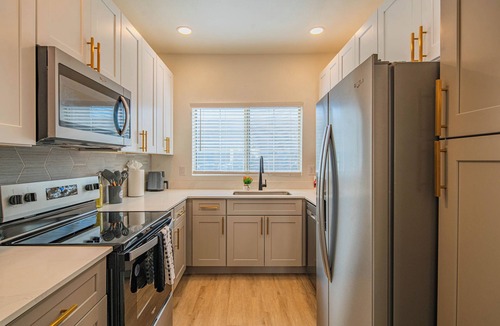 North Scottsdale Apartment | ROVE LIVING/KL - Hideaway North Scottsdale