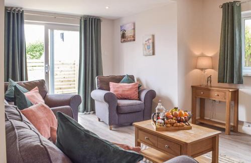 St Brides House | Rowan Cottage