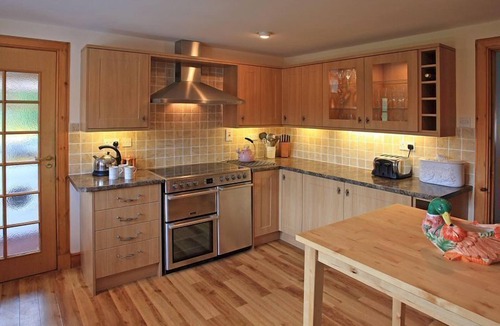 Aviemore Cottage | Rowan Cottage - Retreat Group