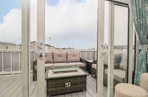 Cayton Bay Cottage | Rowan Court 2