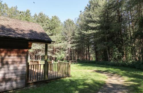 Rosliston House | Rowan Lodge