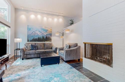 University Place House | Rowandale