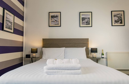 South Cliff Cabin | Rowntree Lodge