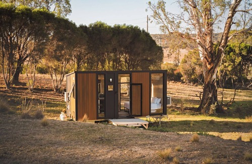 Glenmore House | Rowsley Valley Tiny House 1 by Tiny Away