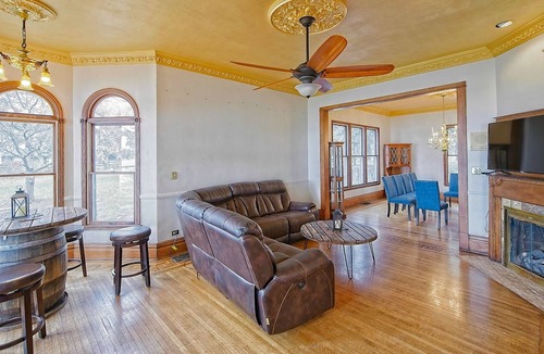 Fox Lake Bed & Breakfast | Roxana Resort