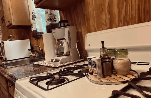 Willis Cabin | Roxys Cottage Cabin