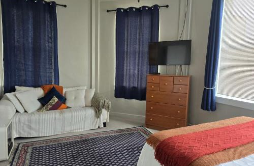 Stratford Hotel | Royal Accommodation