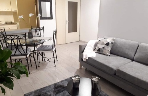 Chateau-Thierry Apartment | ROYAL APARTMENT COUESNON