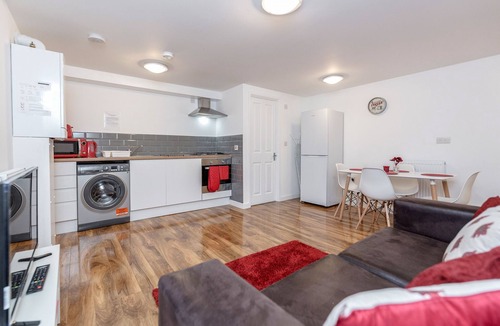 Yiewsley Apartment | Royal Apartments RA1