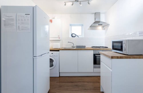 Yiewsley Apartment | Royal apartments RA4