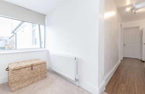 Yiewsley Apartment | Royal apartments RA4