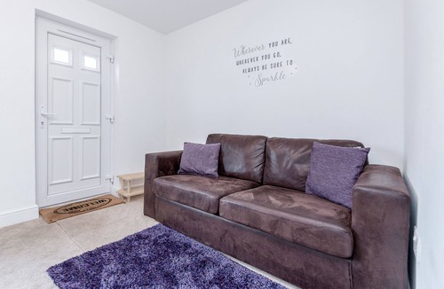 Yiewsley Apartment | Royal apartments RA4