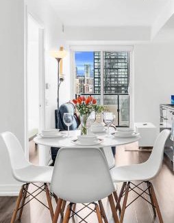Garden District Apartment | Royal BnB 1 Bed 1 Den Pristine Downtown Toronto Retreat