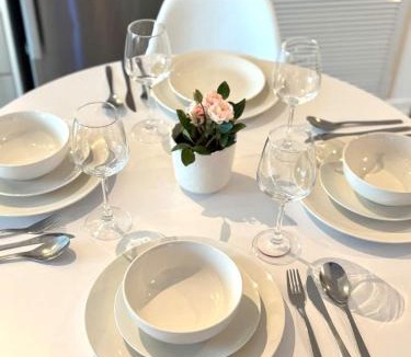 Garden District Apartment | Royal BnB 1 Bed 1 Den Pristine Downtown Toronto Retreat