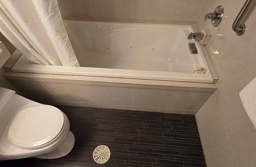 Redford Hotel | Royal Budget Inn