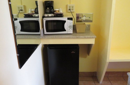 Medford Hotel | Royal Crest Motel