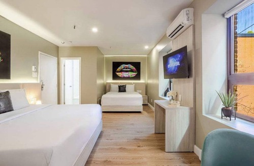 Gay Village Hotel | Royal Duo – Downtown MTL Stay