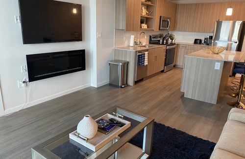 Callahan Apartment | Royal Escape