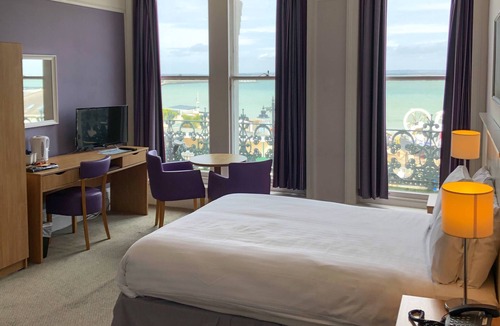Ryde Hotel | Royal Esplanade Hotel