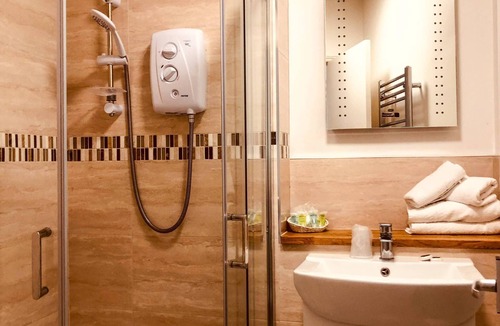 Ryde Hotel | Royal Esplanade Hotel