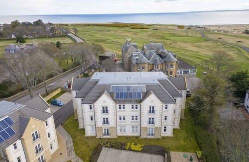 Dornoch Apartment | Royal Golf Gardens Apartment 2