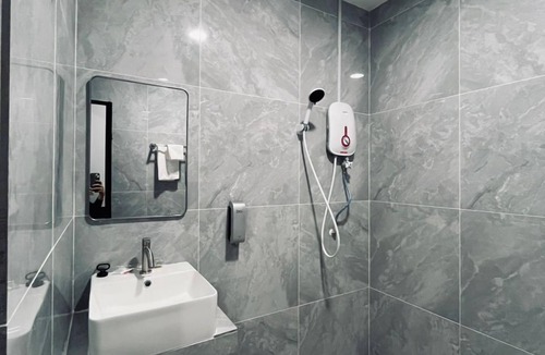 Bandar Kota Bharu Hotel | Royal Guest House RGH