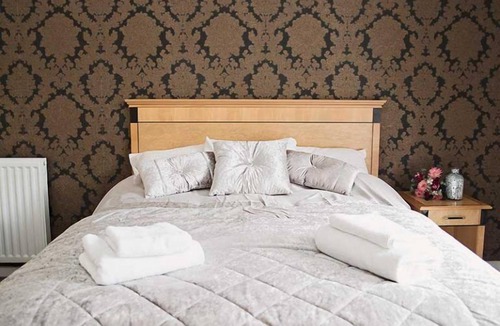 Forfar Hotel | Royal Hotel Angus