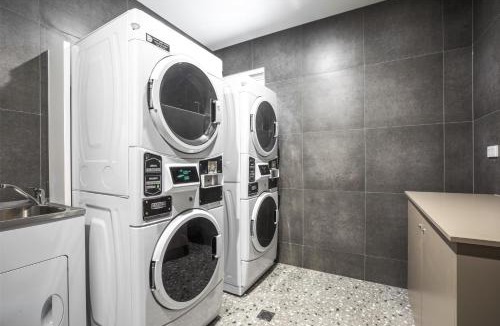 Essendon Hotel | Royal Hotel by Nightcap Social