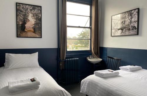 Oberon Hotel | Royal Hotel Oberon