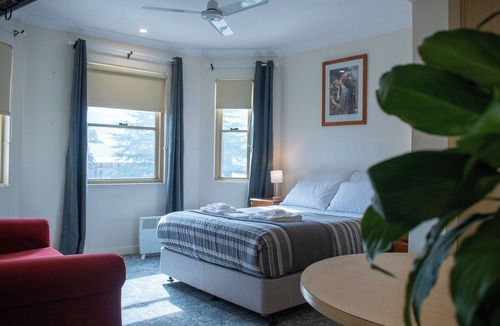 Springwood Hotel | Royal Hotel Springwood