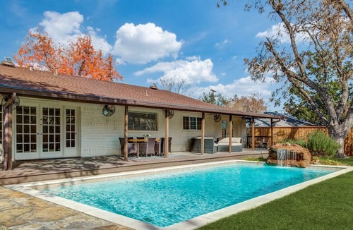 North Dallas House | Royal House · A++ Location ⭐Lux Pool ⭐3 Kings ⭐Fire Pit