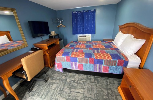 Claremont Hotel | Royal Inn Claremont